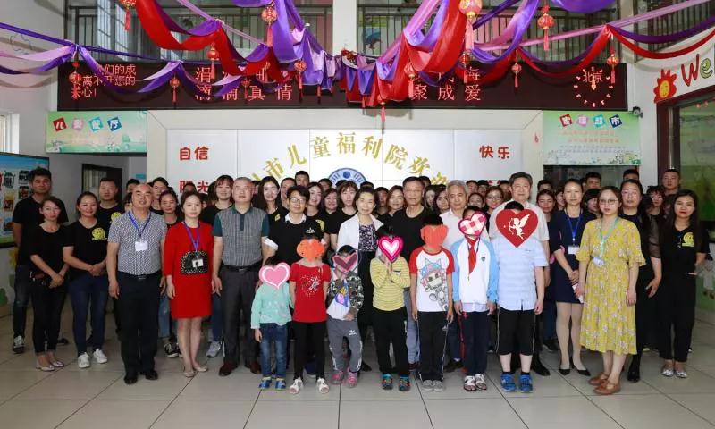 弘揚(yáng)傳統(tǒng)美德,關(guān)愛兒童成長----首屆“魅力隨州,多彩程力”抖音大賽捐贈(zèng)公益活動(dòng)紀(jì)實(shí)