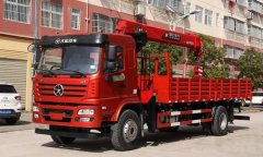 新車(chē)ING：程力一體化多功能隨車(chē)吊及新規(guī)轎運(yùn)車(chē)